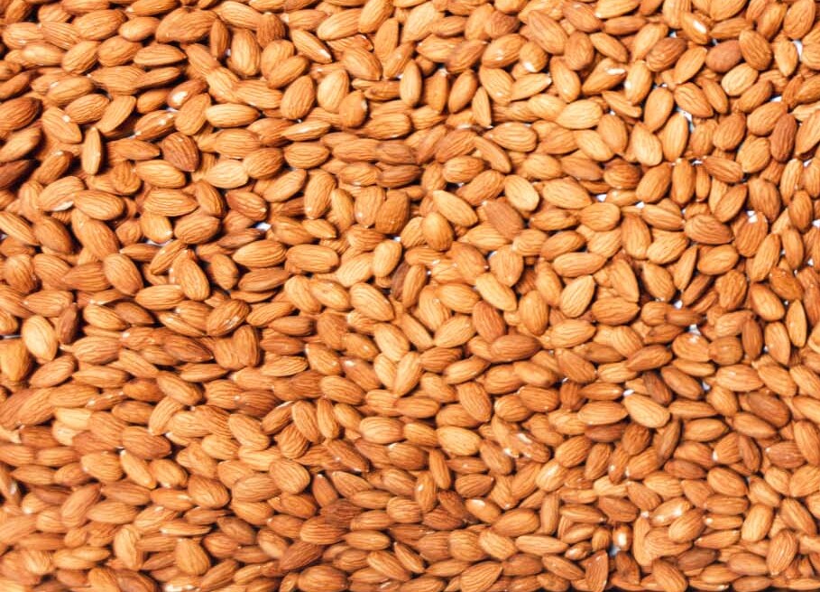 Organic Whole almonds